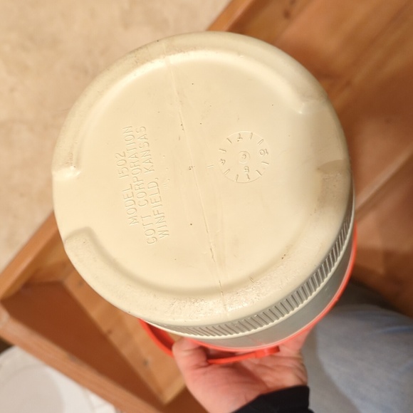 Pizza Hut Drink Jug - Picture 6 of 7